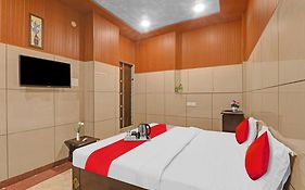 Oyo Flagship Hotel Vills Near Gomti Riverfront Park
